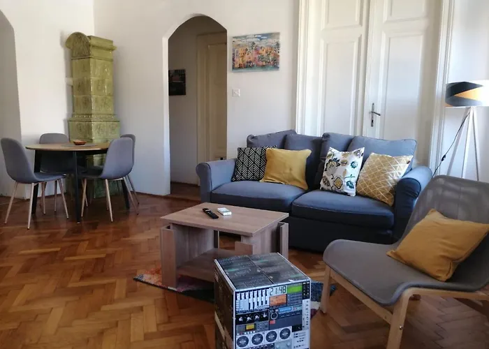 Gloria And Eneo With Free Parking Apartamento